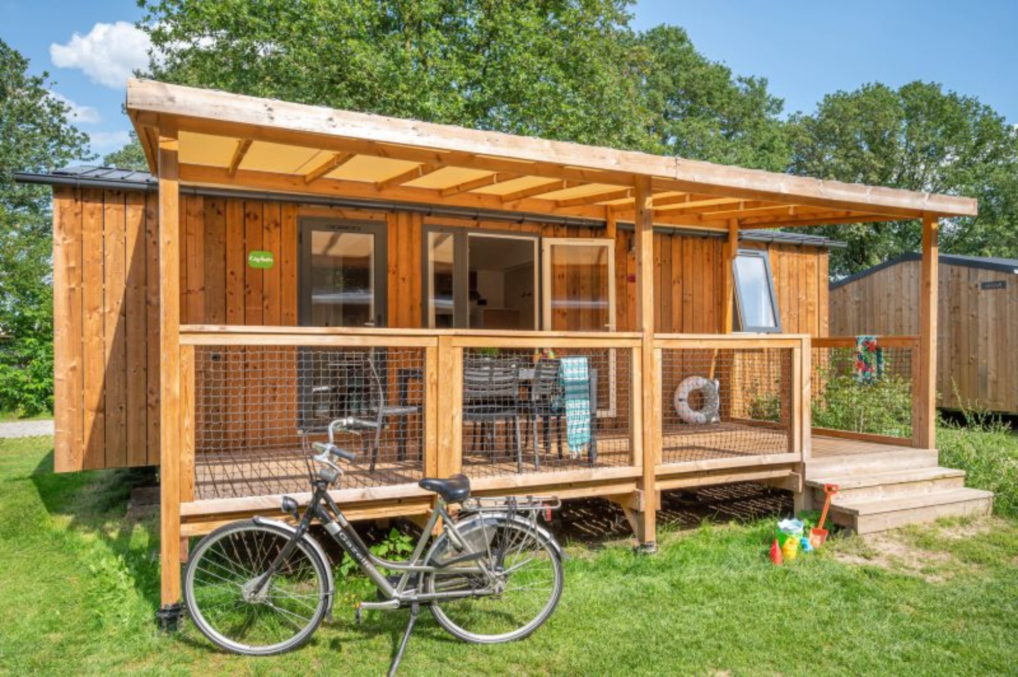 Jasmijn Top TV - 6 Personen - Buiten