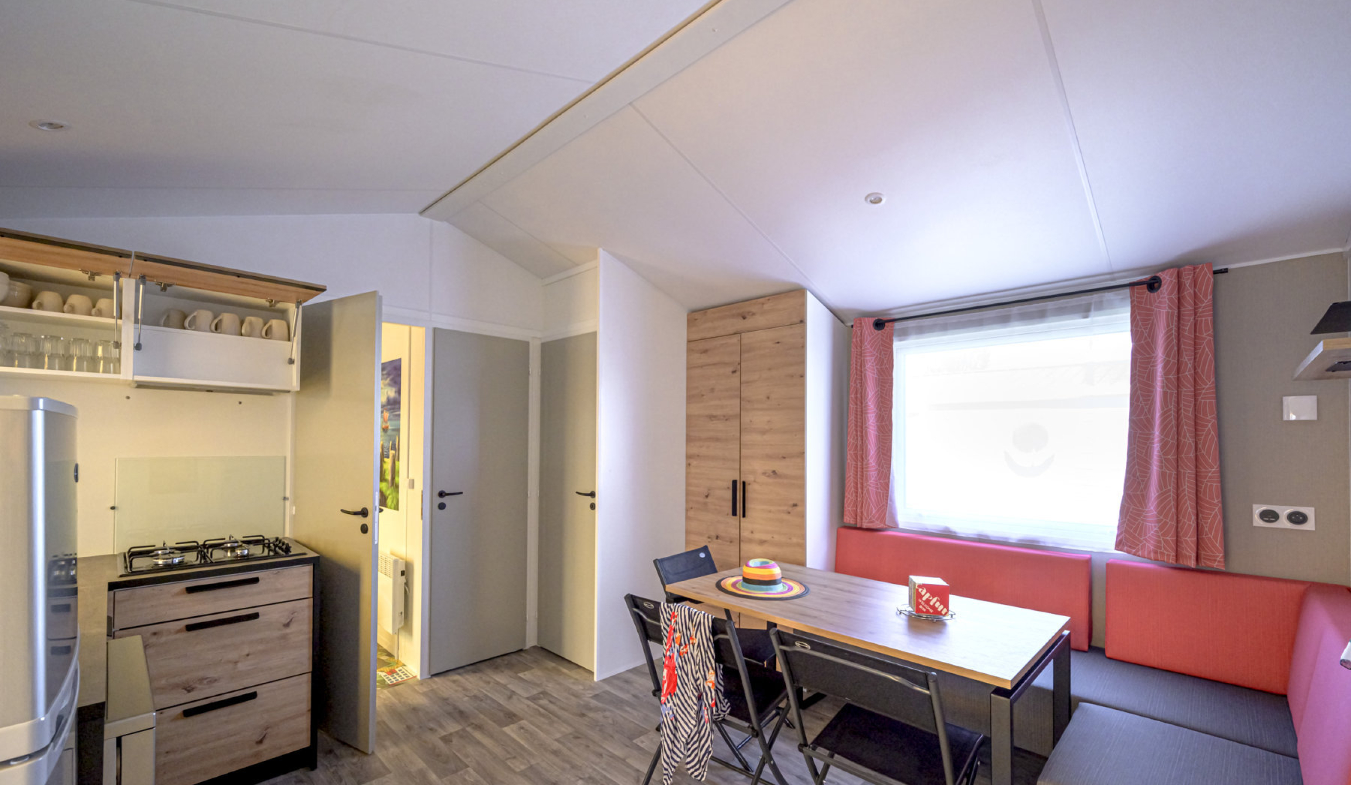 Kids Top TV - Eetkamer