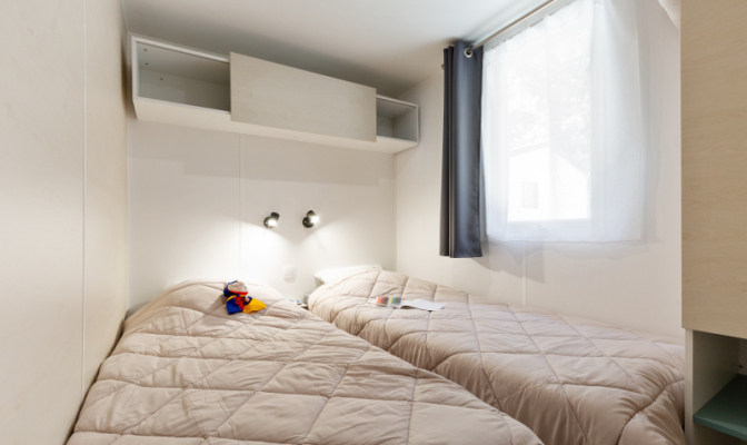 Super Family Top TV - Slaapkamer 2