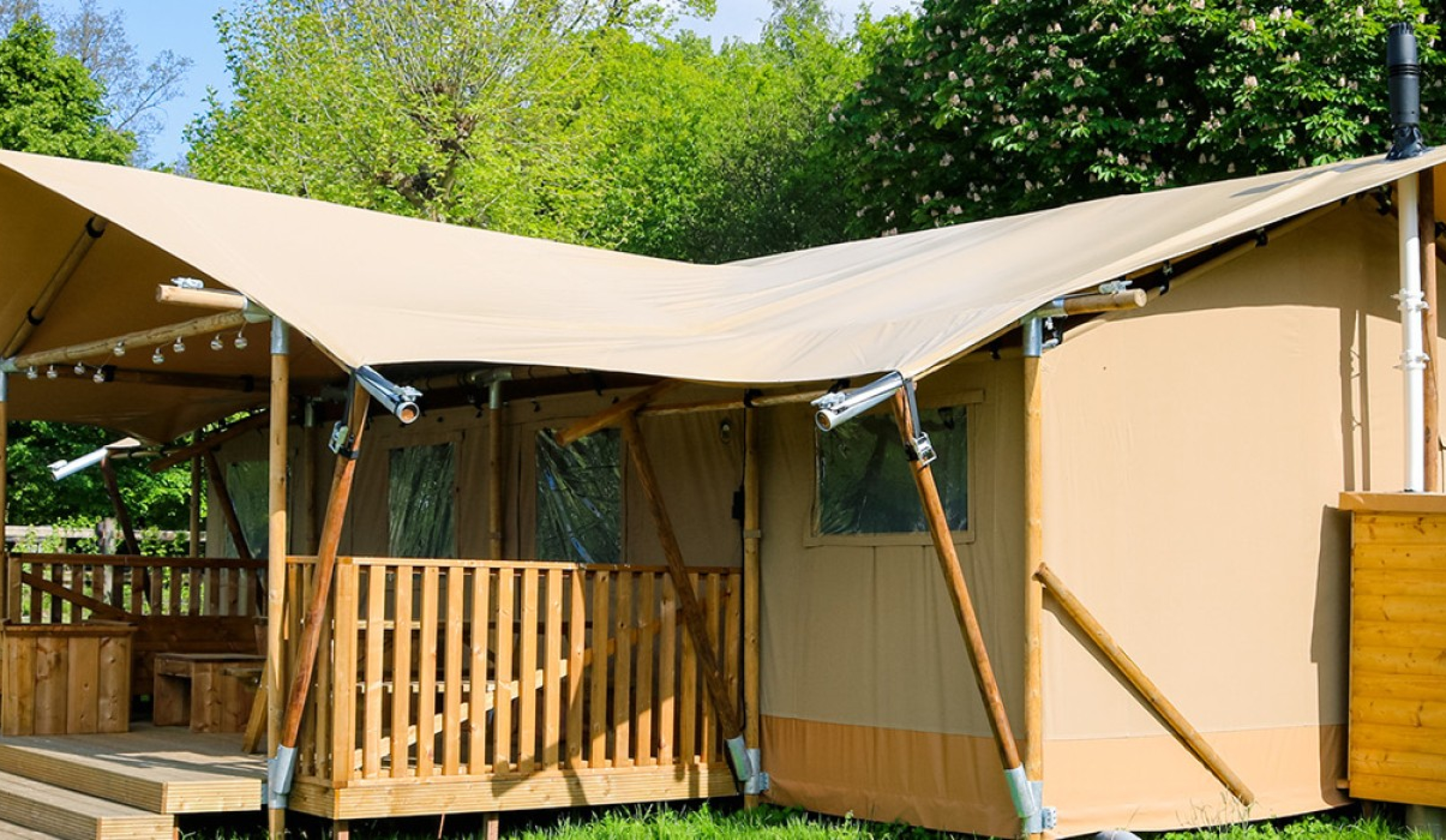 Glamping Lodge - De Grote Beer - Buitenkant