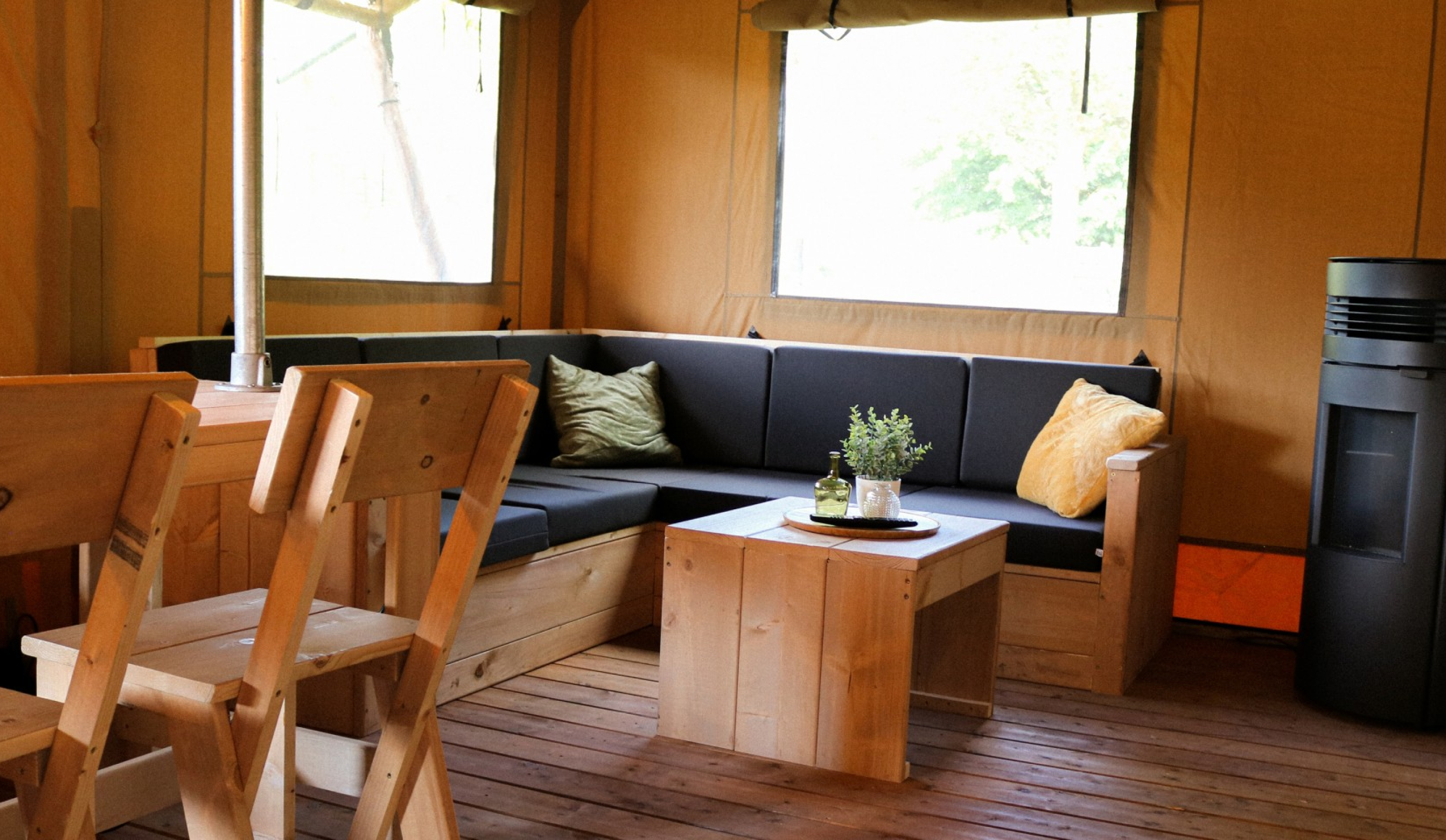 Glamping Lodge - De Grote Beer - Bank